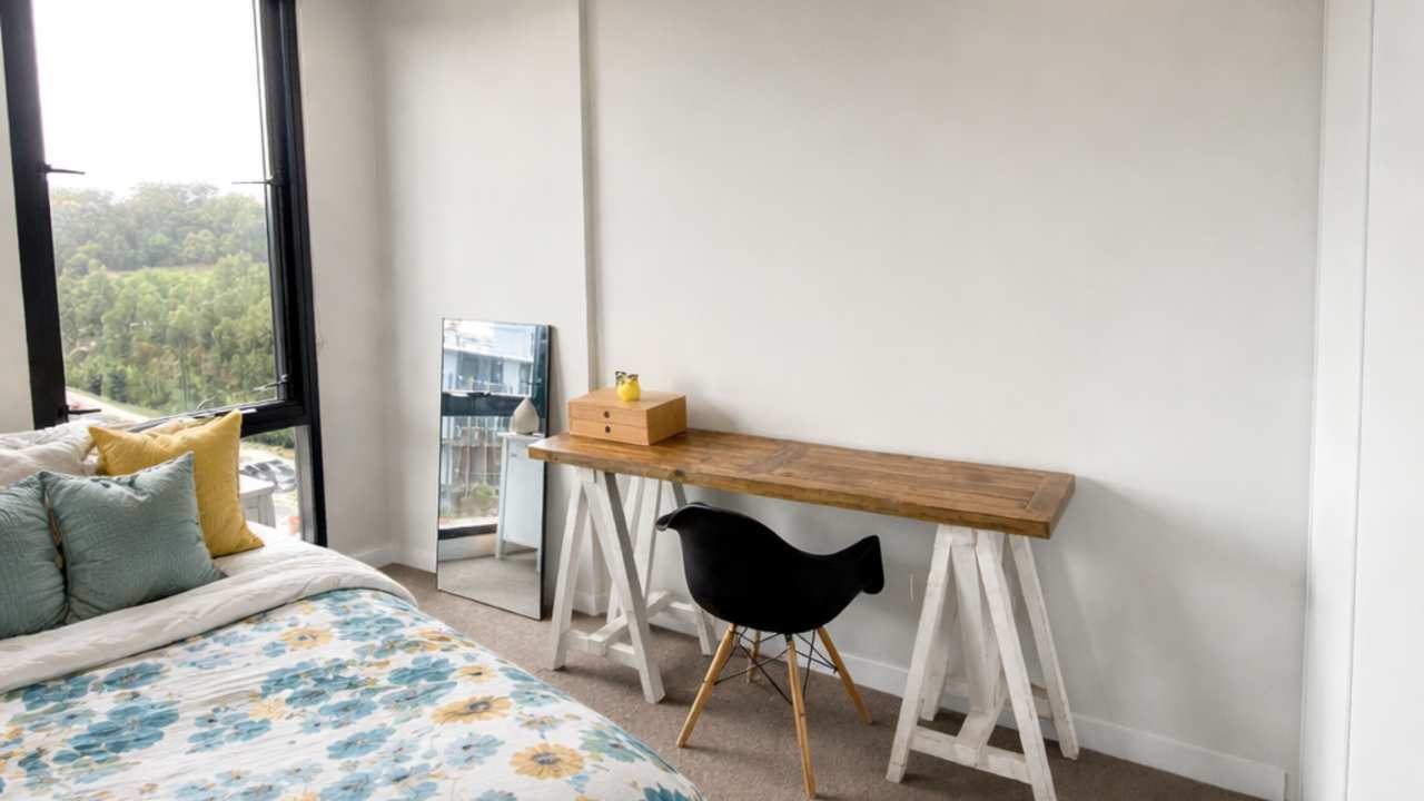 Furnished room with own bathroom