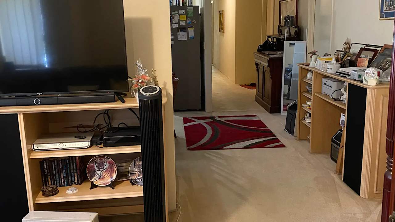 Furnished room in a share house