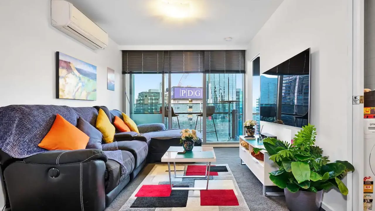Whole property with 2 rooms for rent