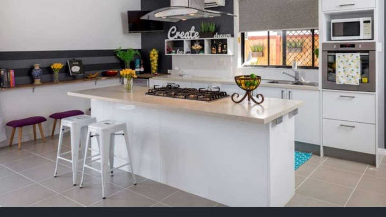 Whole property with 2 rooms for rent