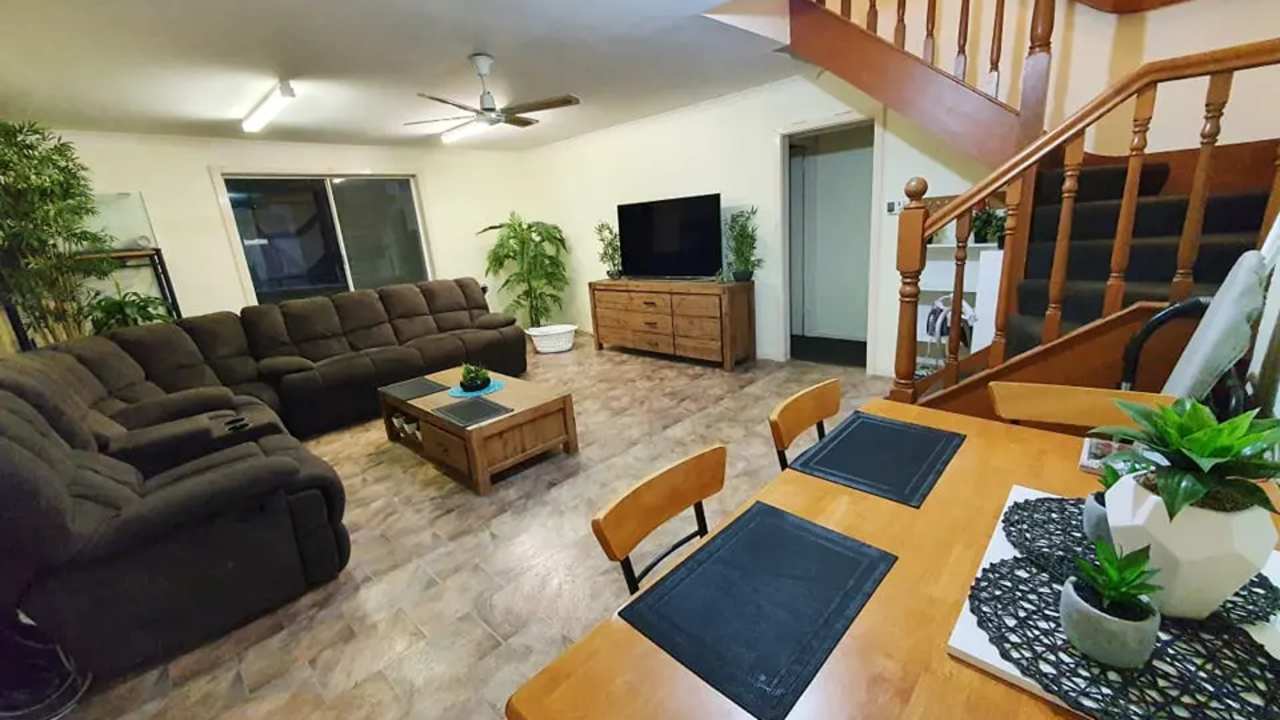 Room in a share house