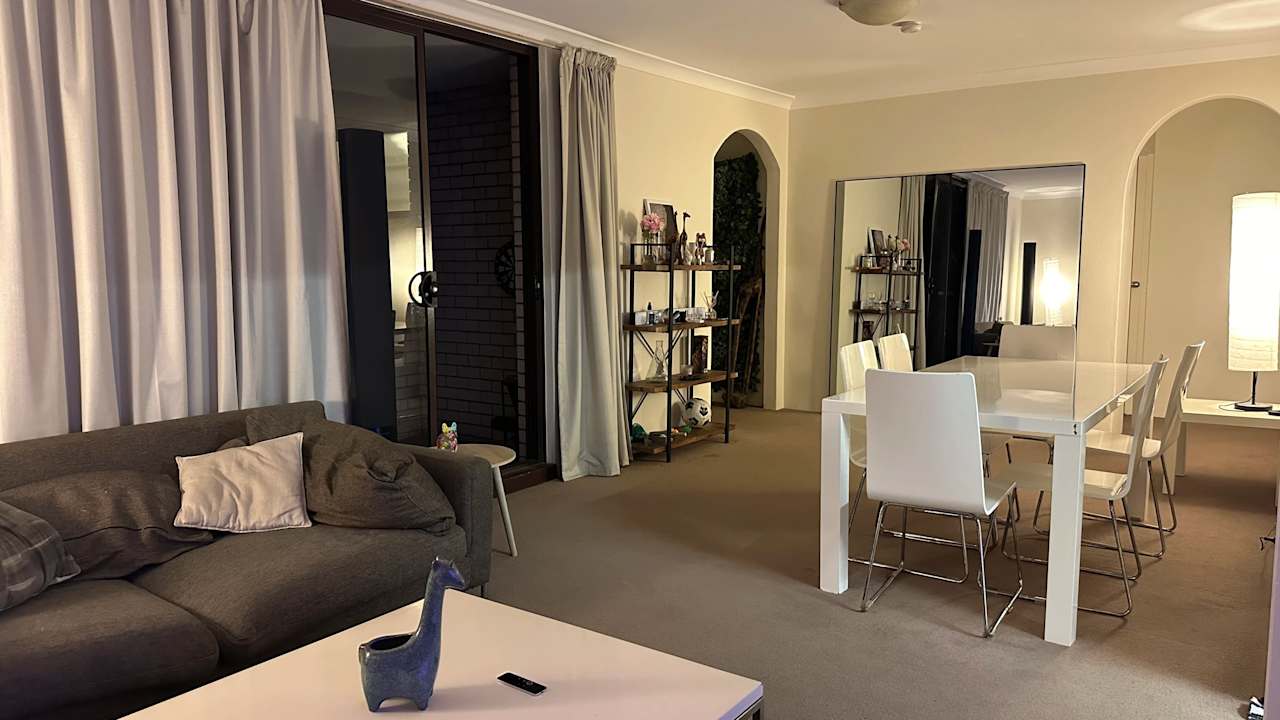 Furnished room in a flatshare