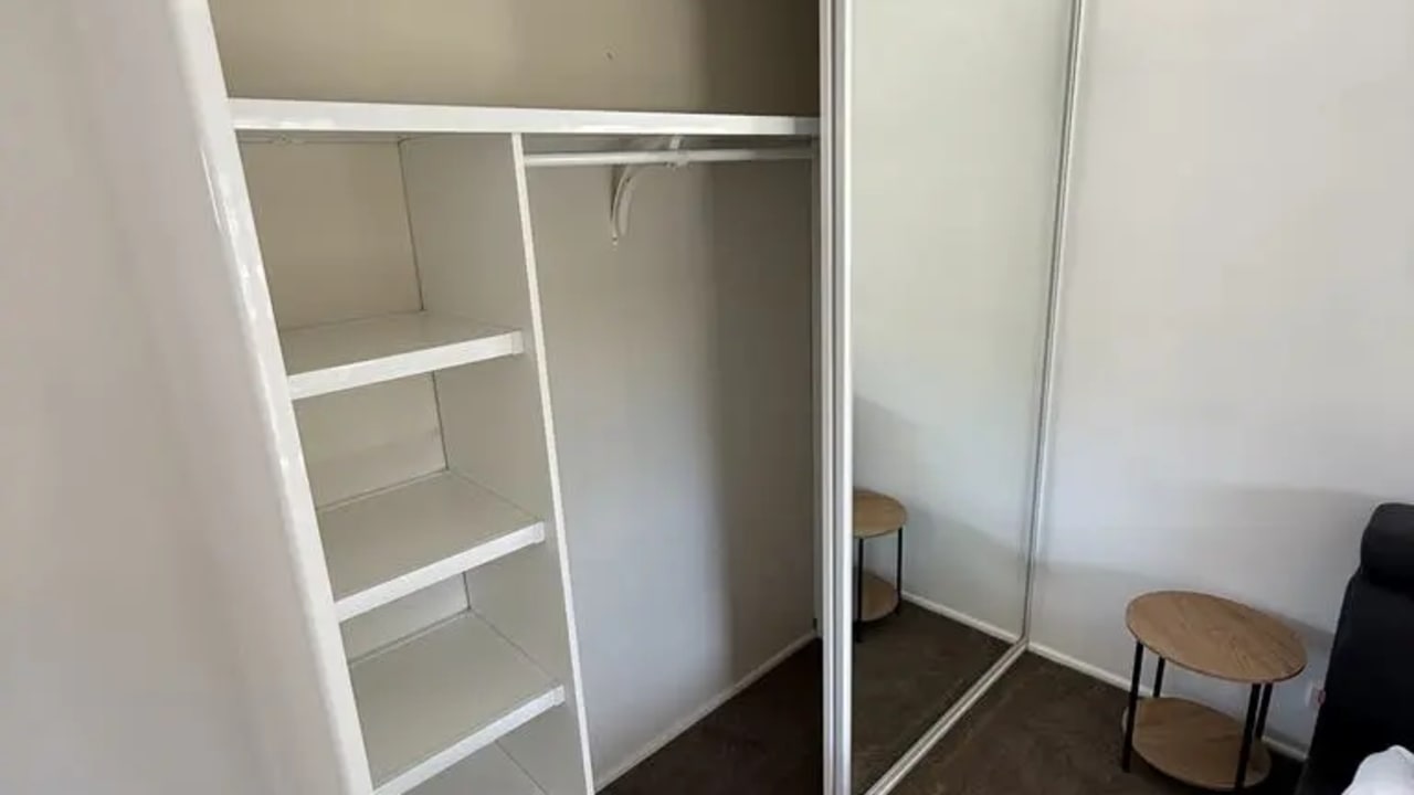 Unfurnished room in a share house