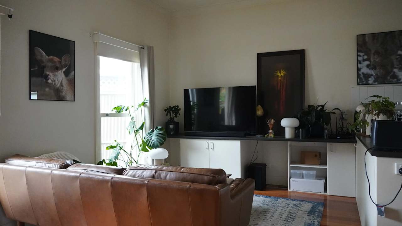 Unfurnished room in a flatshare