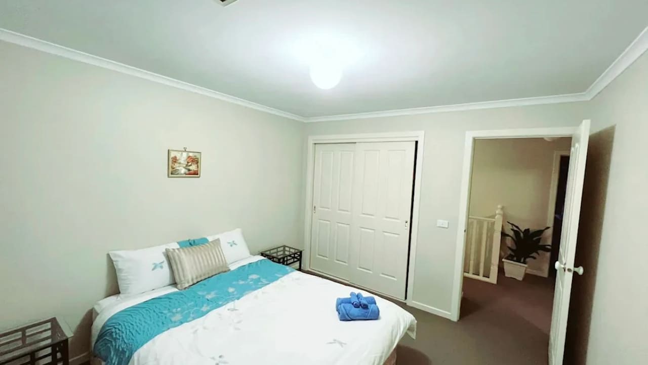 Room with ensuite in a share house