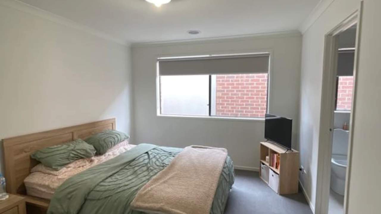Unfurnished room with ensuite in a share house