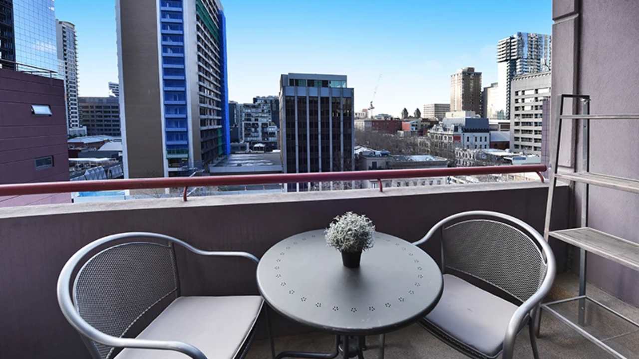 Whole property with 2 rooms for rent