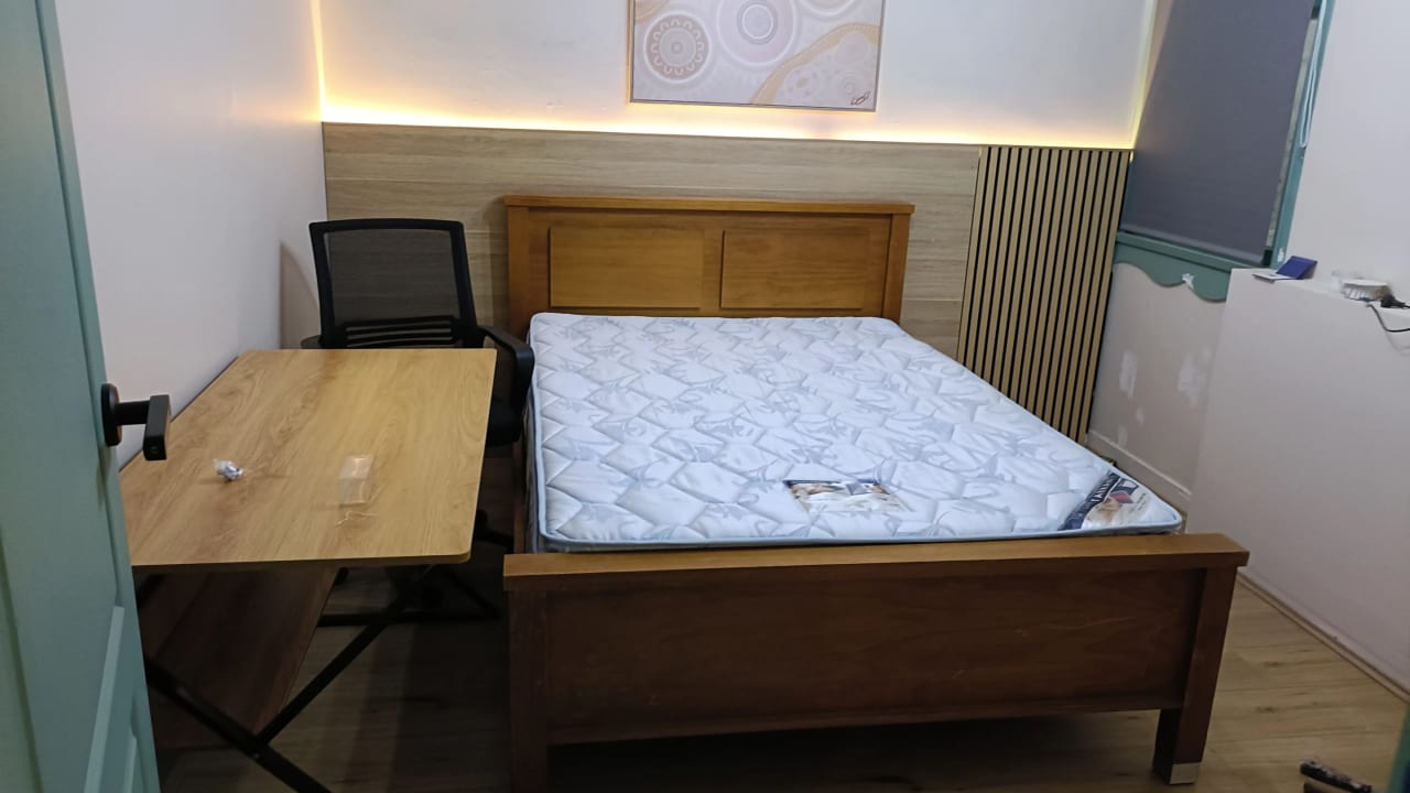 Furnished room with own bathroom