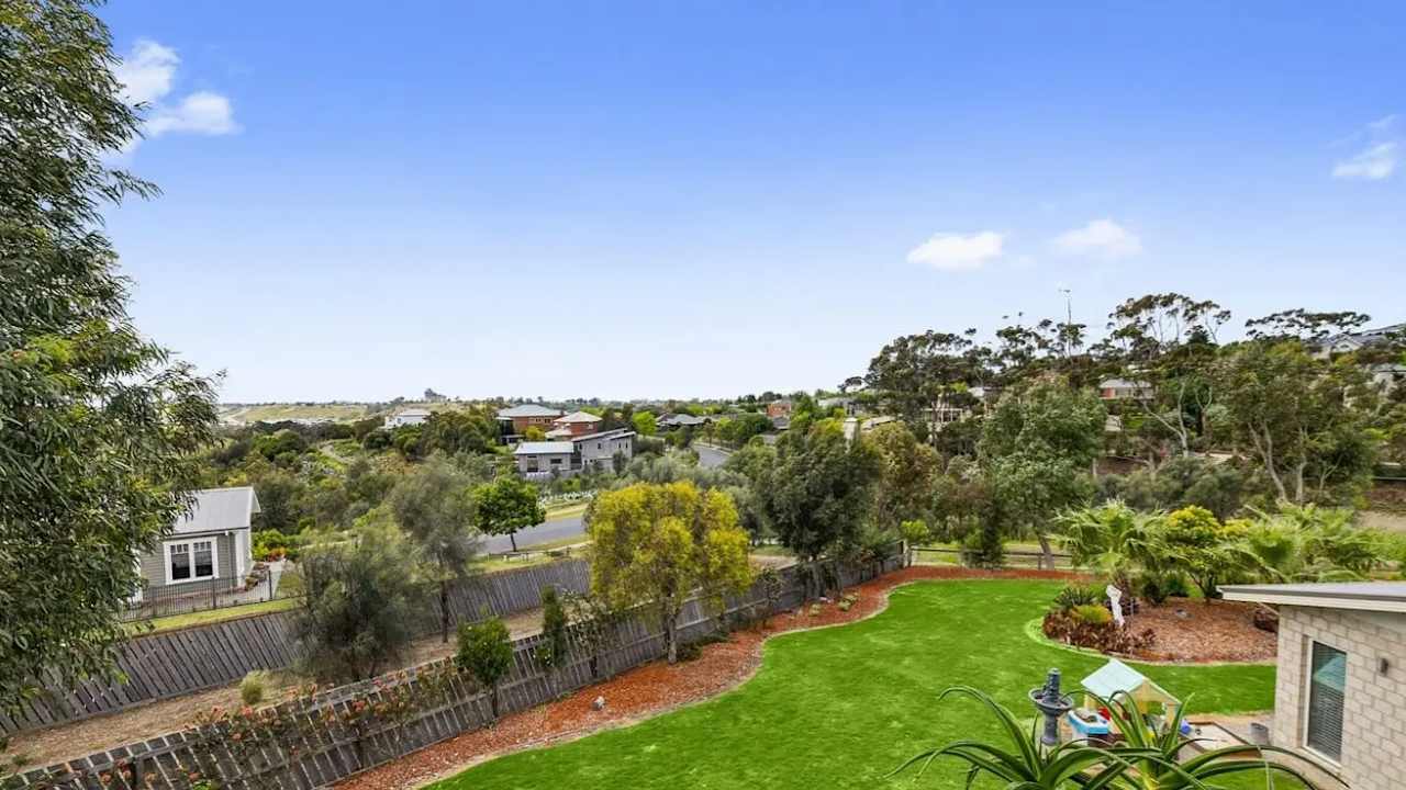 Whole property with 4 rooms for rent