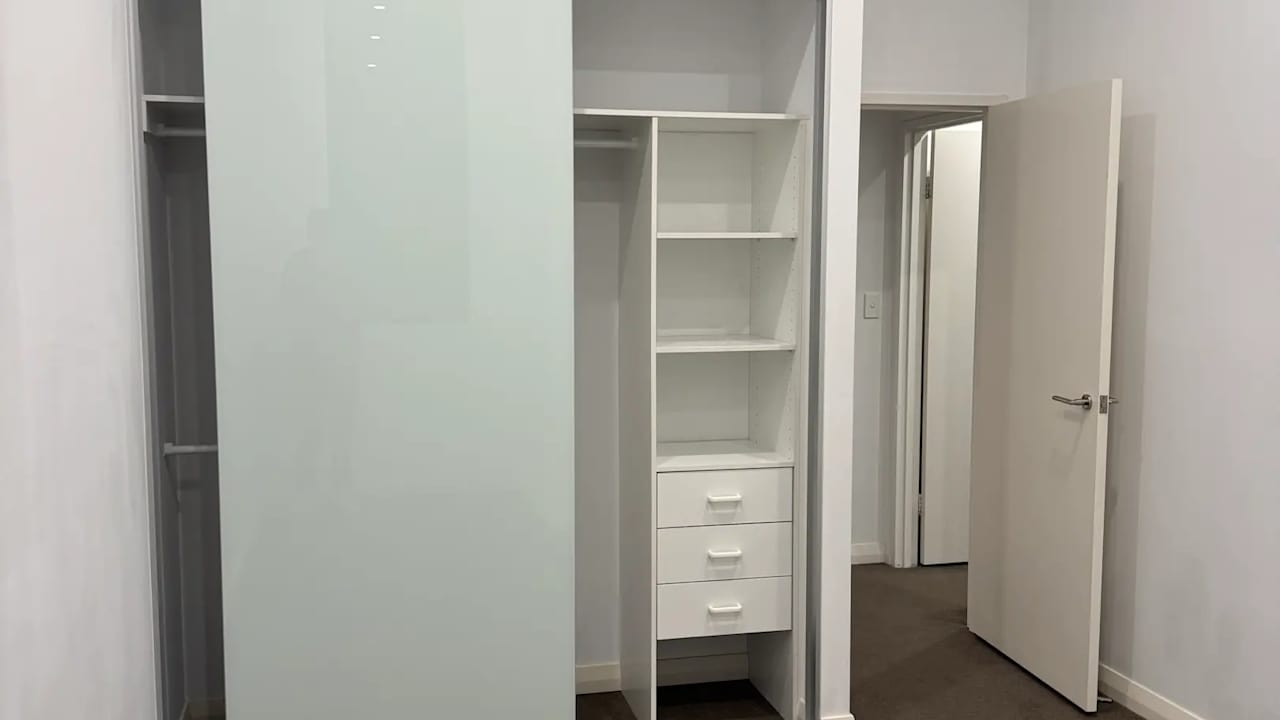 Unfurnished room with own bathroom
