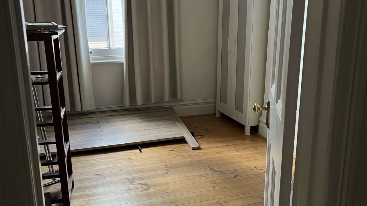 Room in a share house