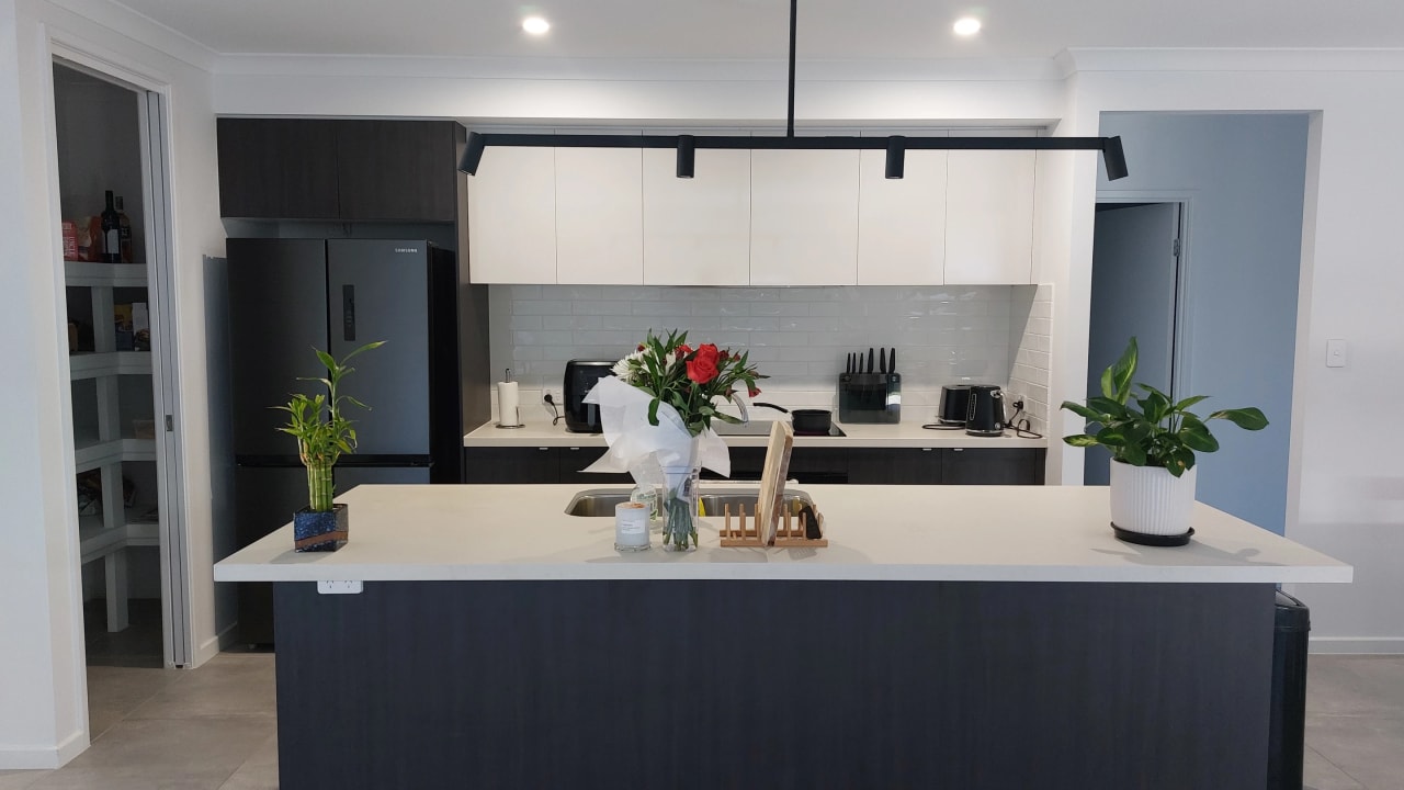 Unfurnished room in a share house