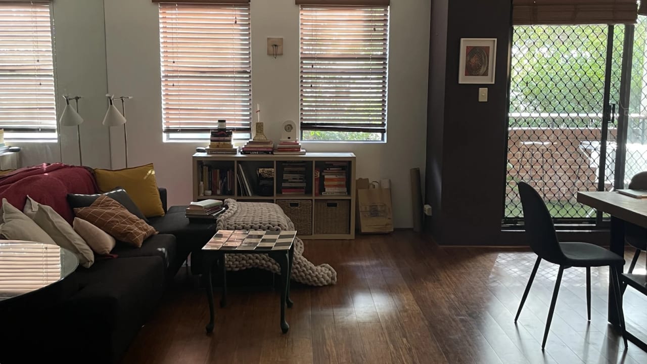 Unfurnished room in a flatshare