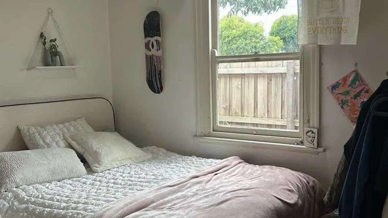 Unfurnished room in a share house