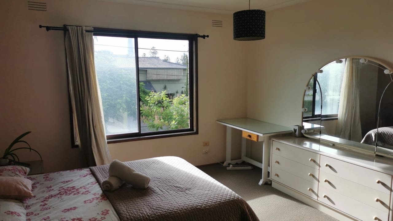 Furnished room in a share house