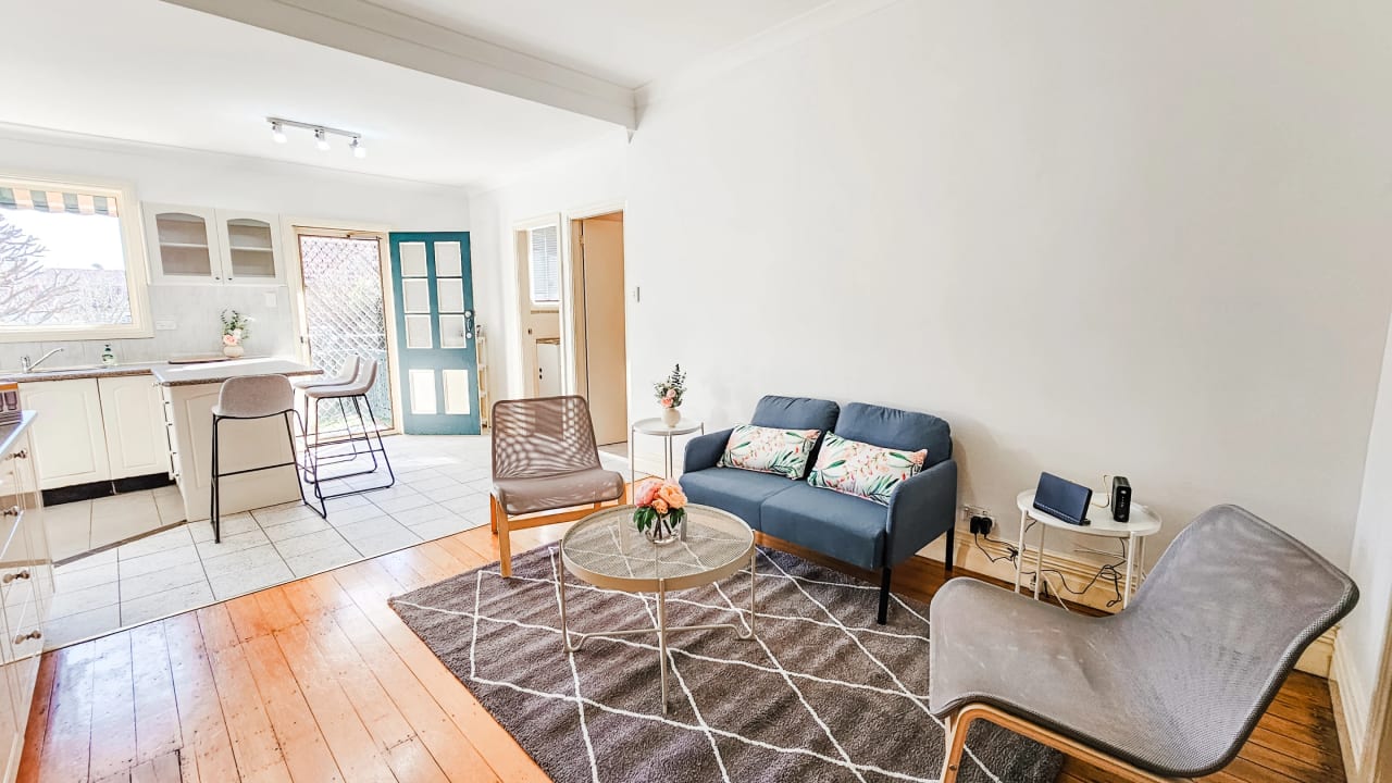 Furnished room in a share house