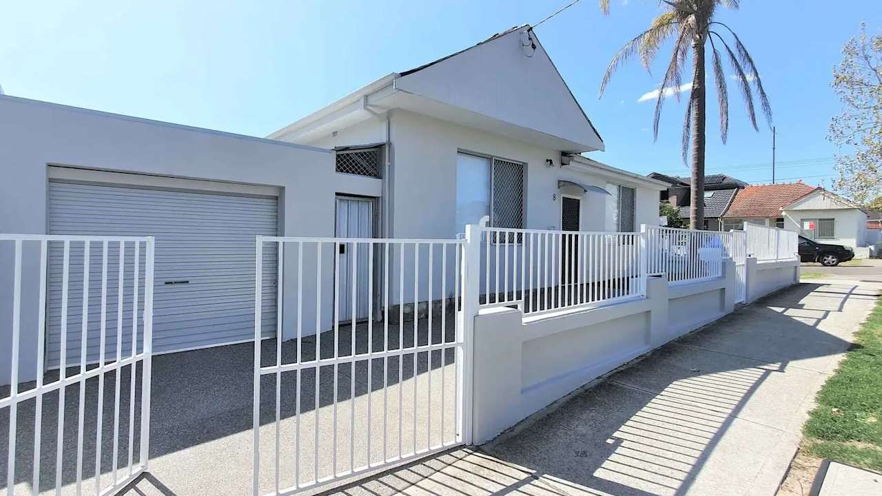 Whole property with 5 rooms for rent