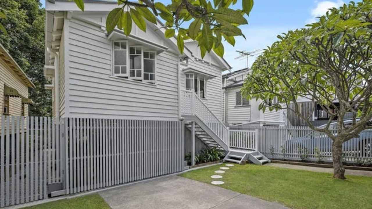 Unfurnished room with own bathroom