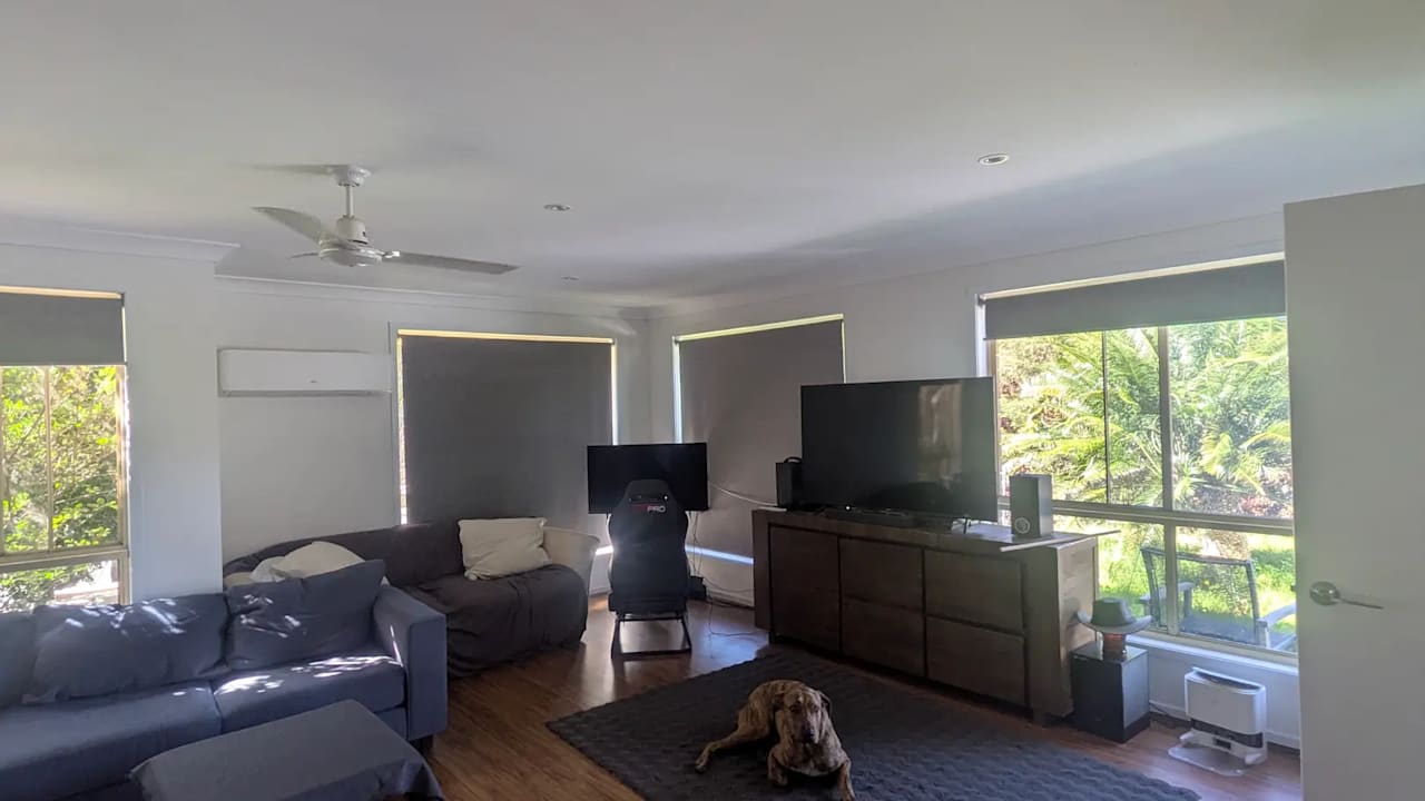 Unfurnished room in a share house