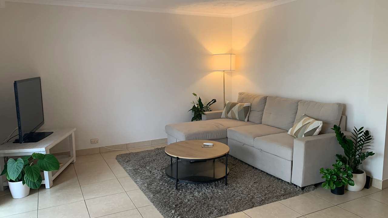 Unfurnished room with own bathroom