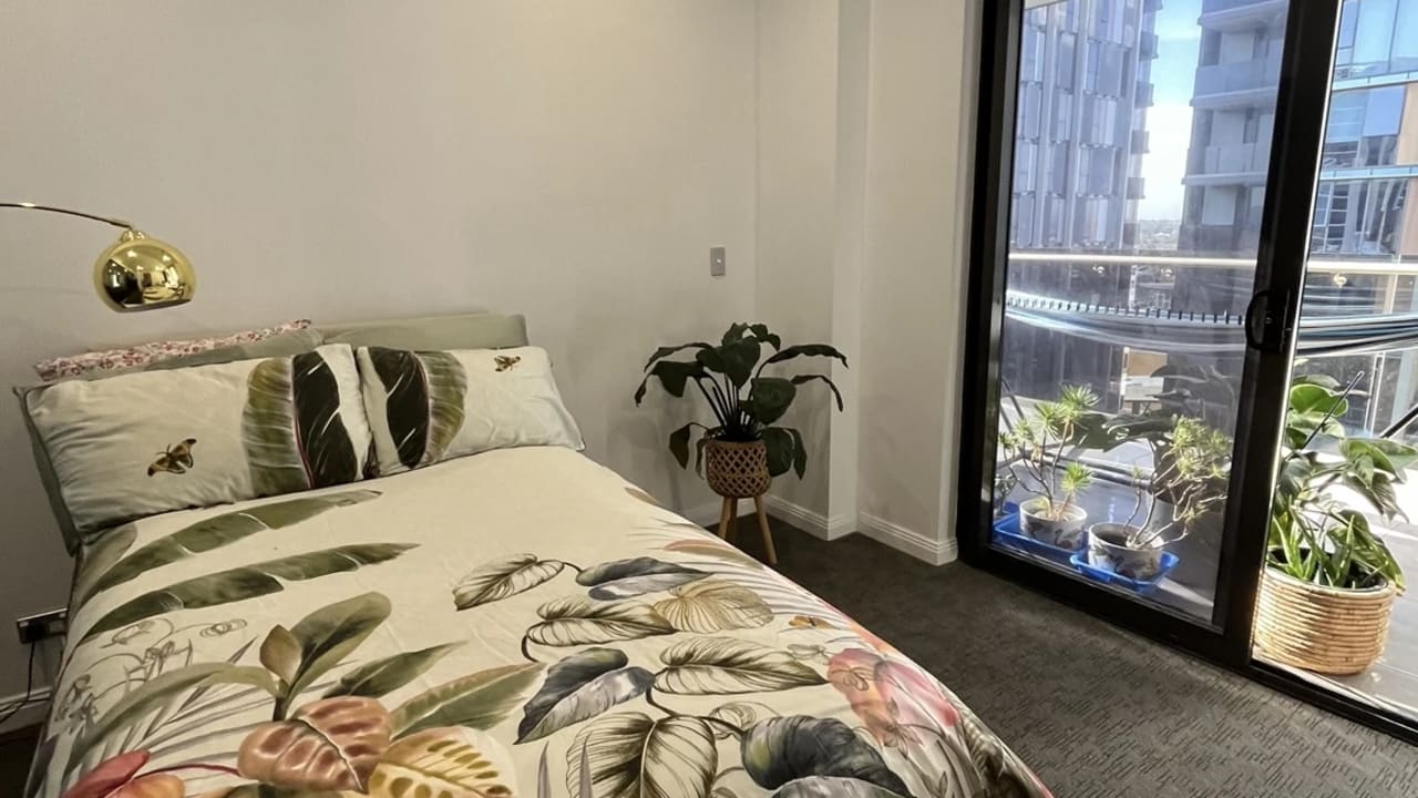 Furnished room with own bathroom