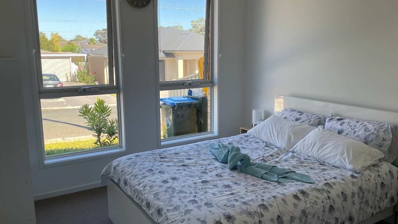 Room with ensuite in a share house