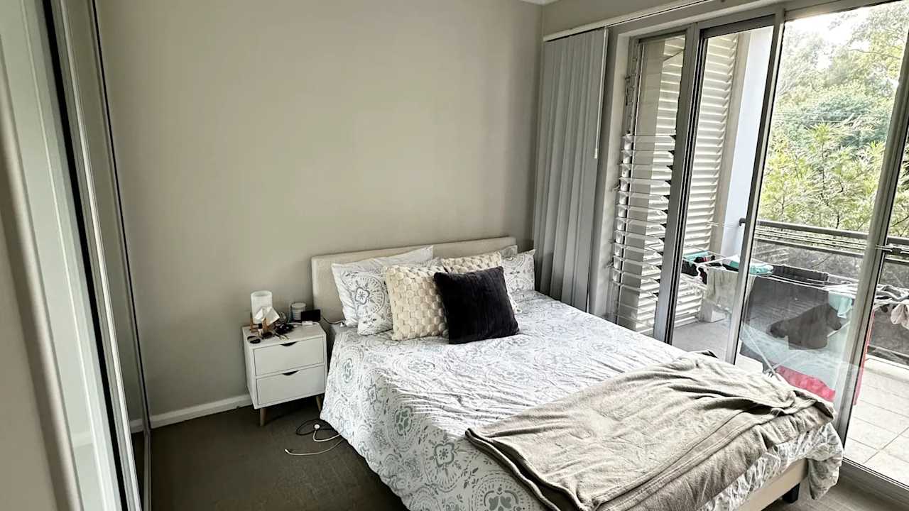 Furnished room in a flatshare