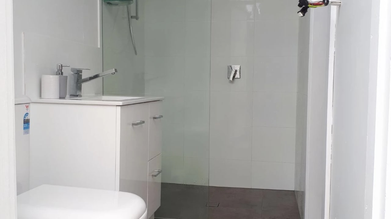 Furnished room studio flat for rent