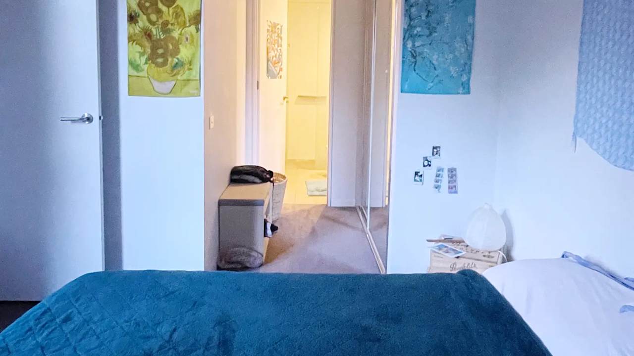 Furnished room with ensuite in a flatshare