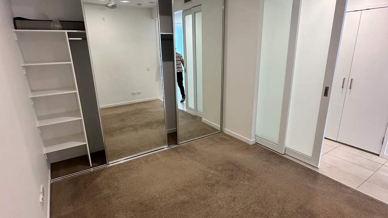 Unfurnished room with own bathroom