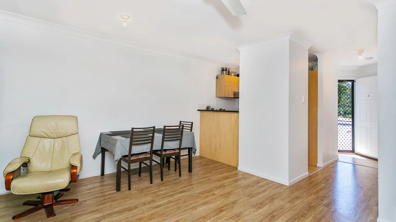 Furnished room in a share house