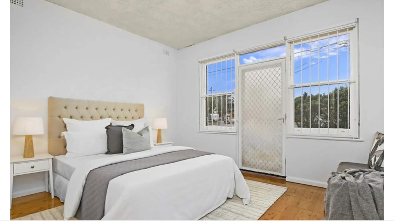 Whole property with 2 rooms for rent