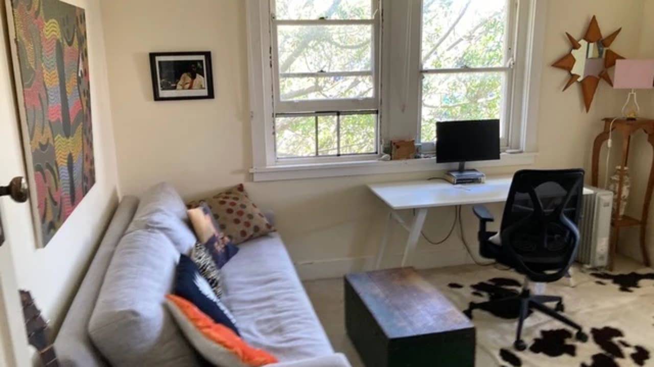 Whole property with 2 rooms for rent