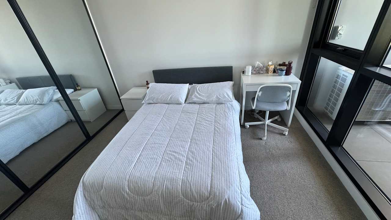 Furnished room with own bathroom