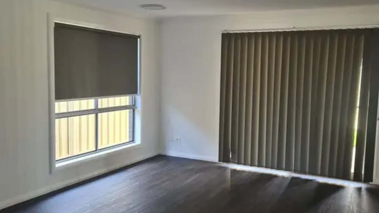 Unfurnished room in a share house