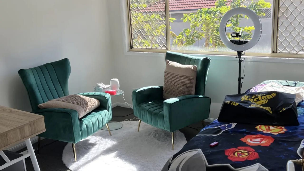 Unfurnished room with own bathroom