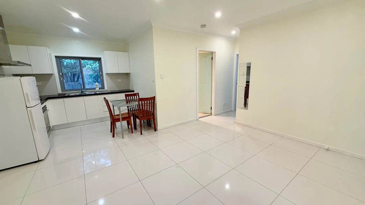 Room granny flat for rent