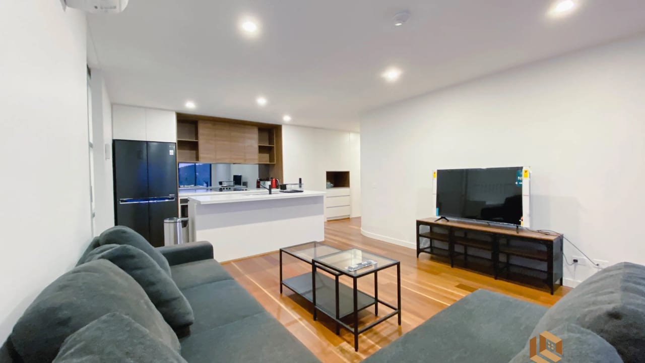 Furnished room with own bathroom