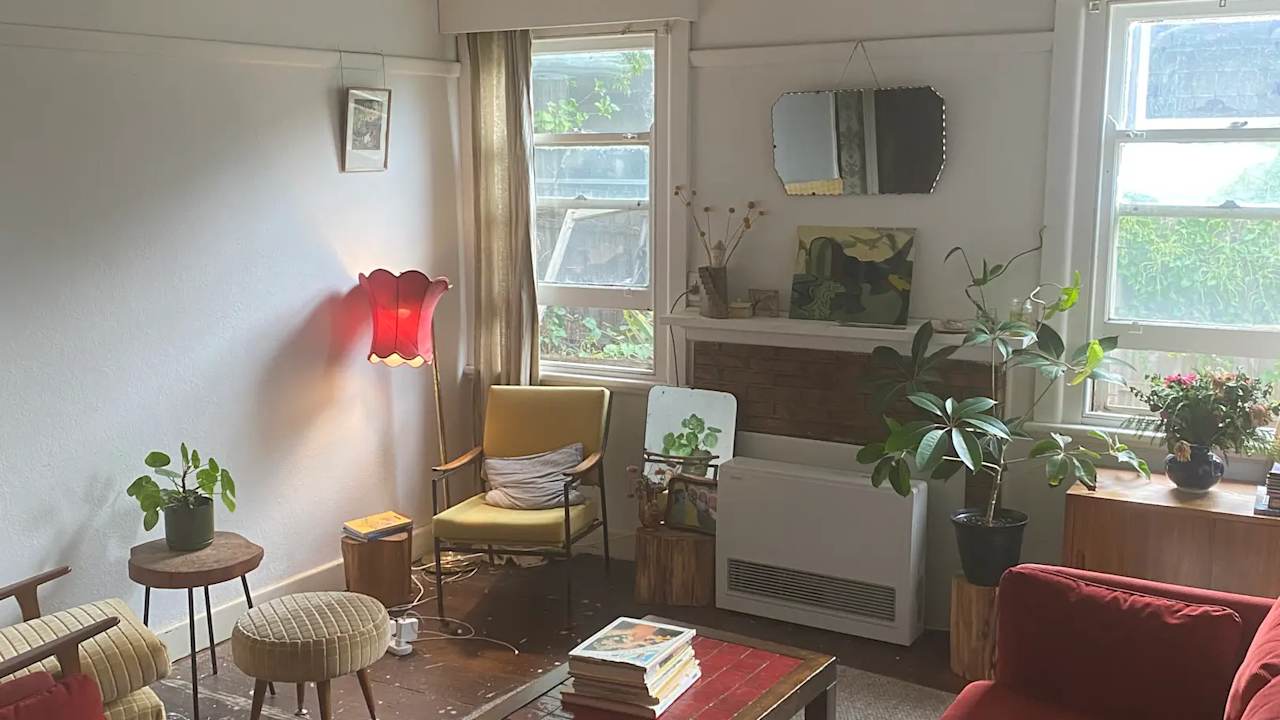 Whole property with 3 rooms for rent