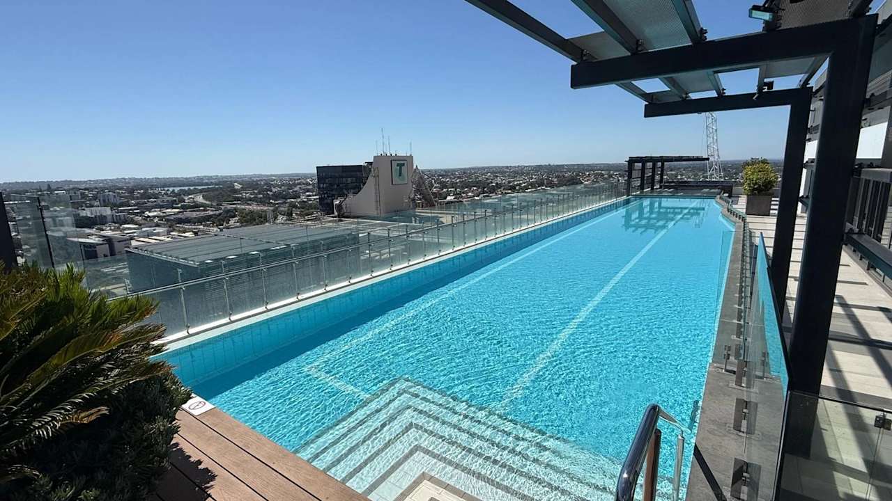 Whole property with 3 rooms for rent