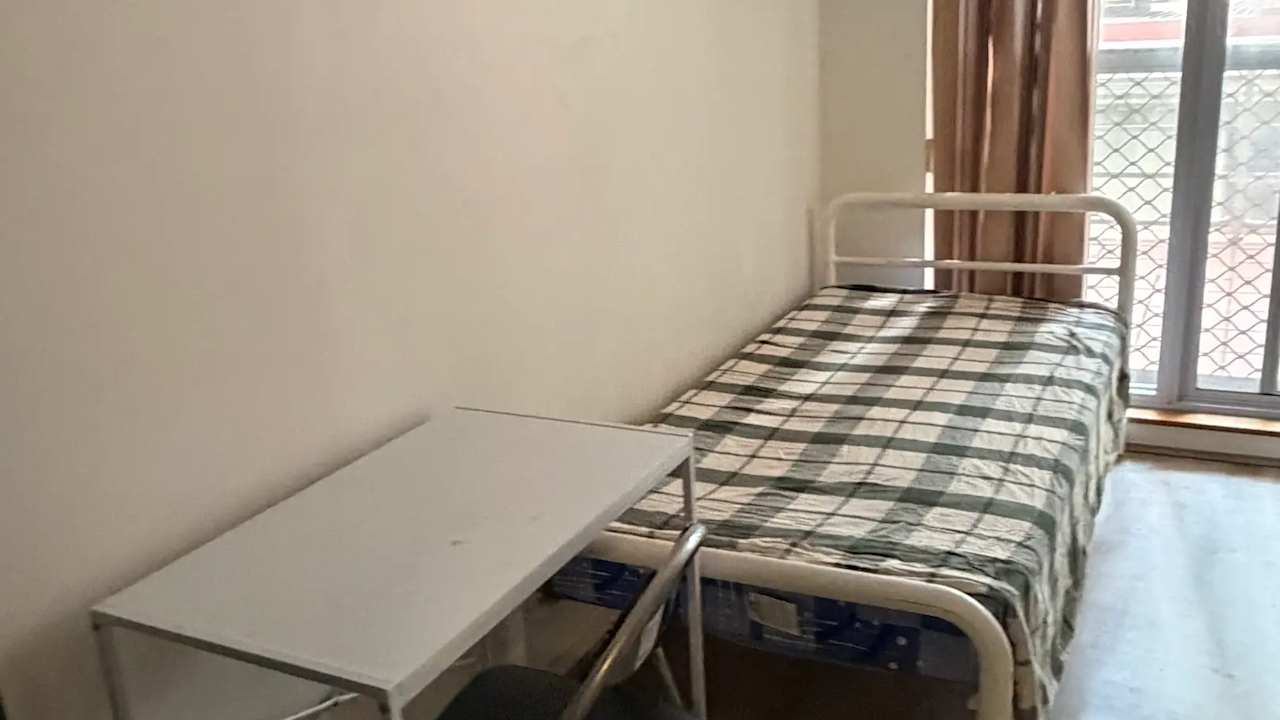 Furnished room in a flatshare