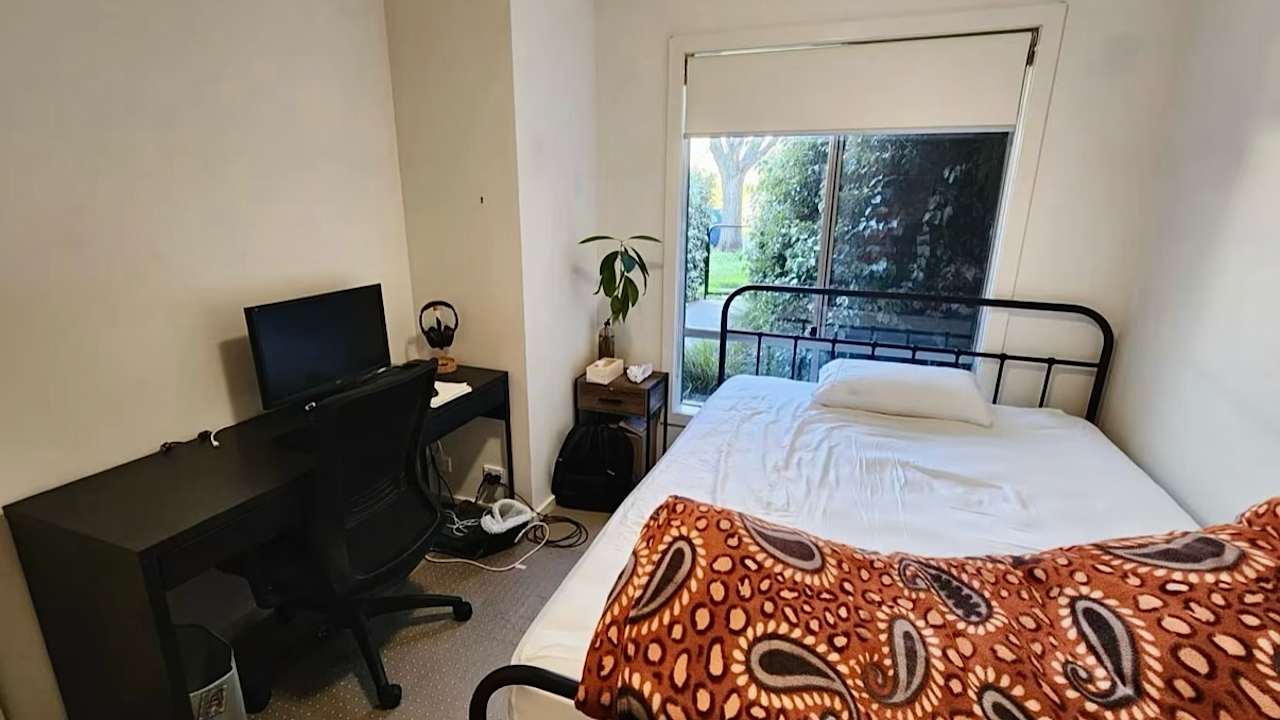 Unfurnished room with own bathroom