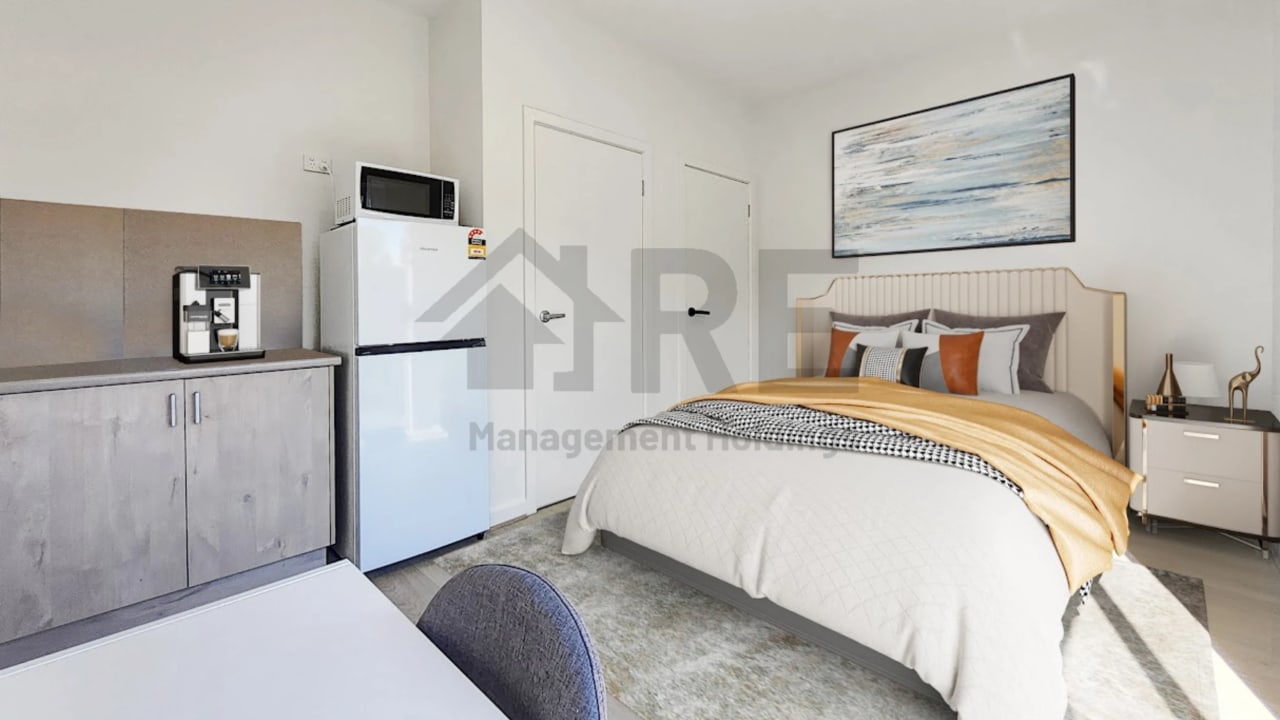Furnished room with ensuite in a share house
