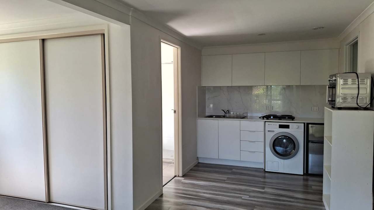 Furnished room granny flat for rent