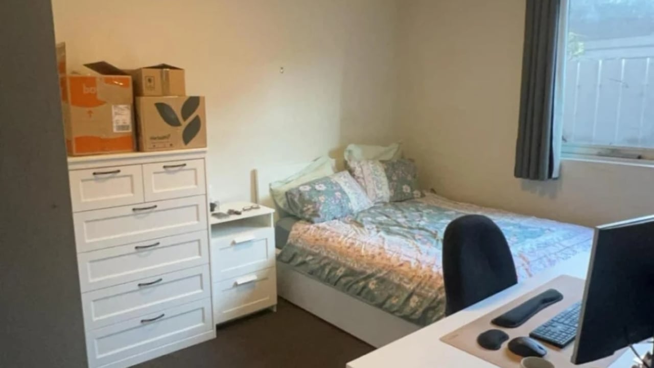 Unfurnished room with own bathroom