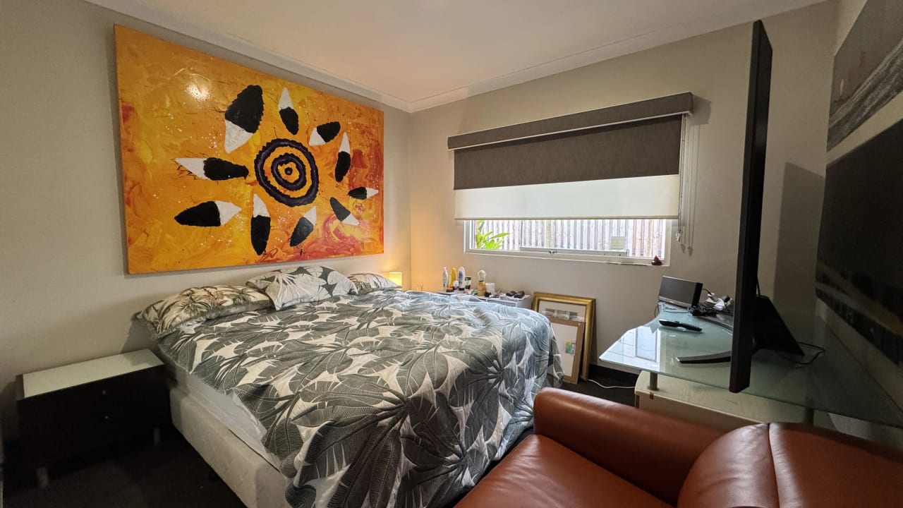 Furnished room in a share house