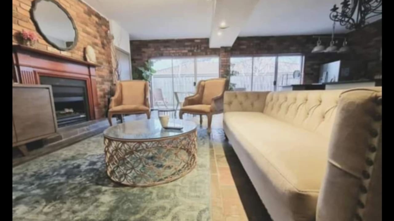 Furnished room in a share house
