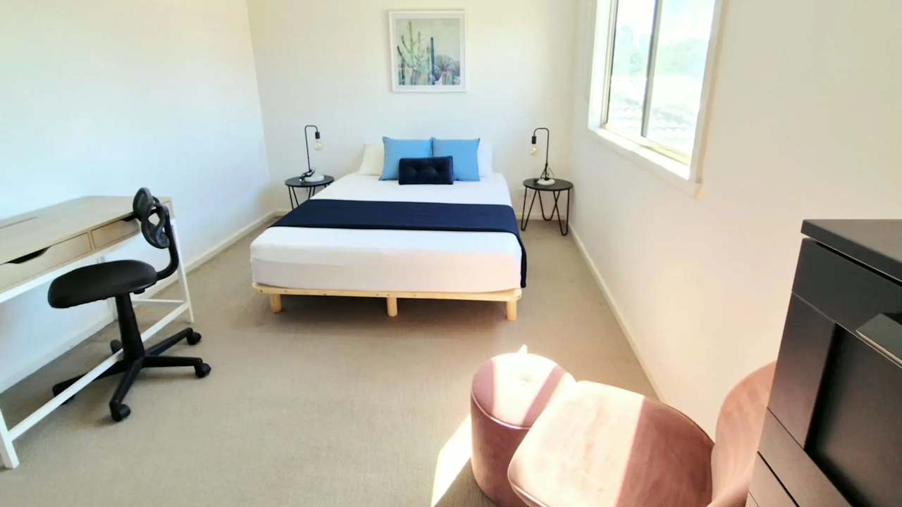 Furnished room in a share house