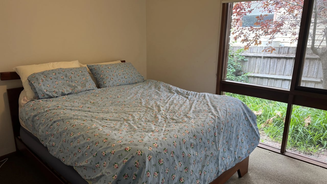 Unfurnished room with own bathroom