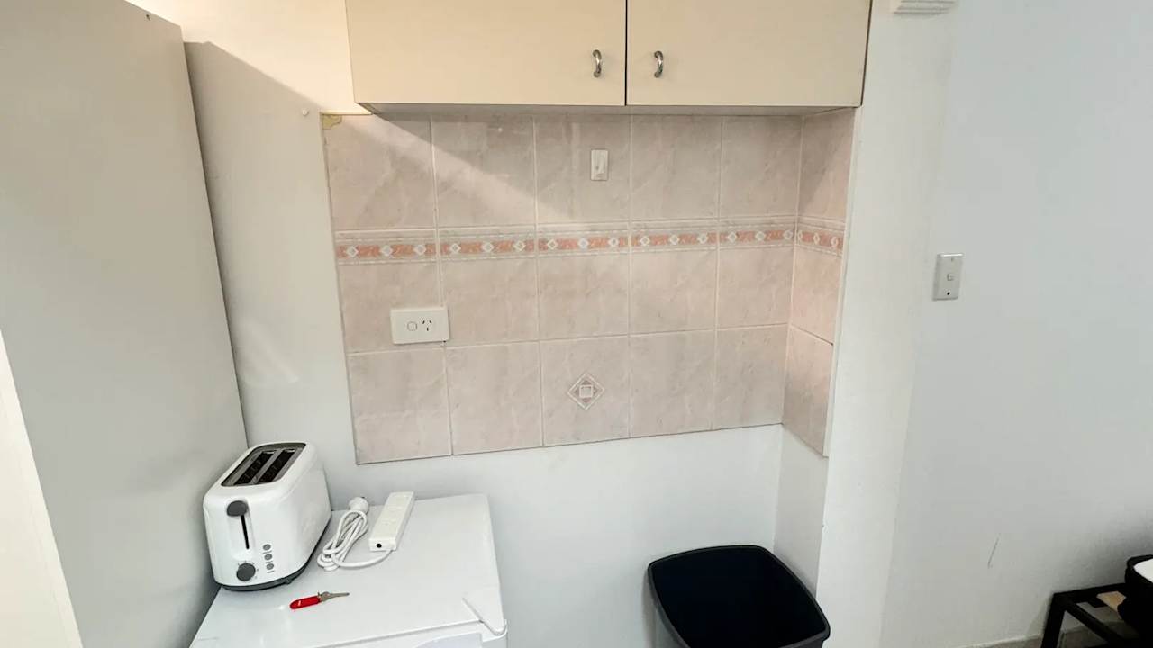 Furnished room studio flat for rent